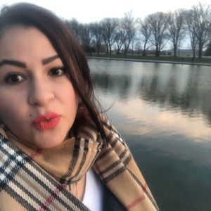 Meet your Posher, Ariadne